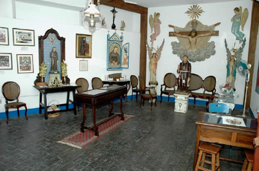 1999: A Sala das Relíquias
